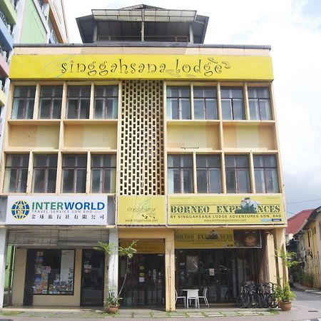 Singgahsana Lodge Kuching Exterior foto