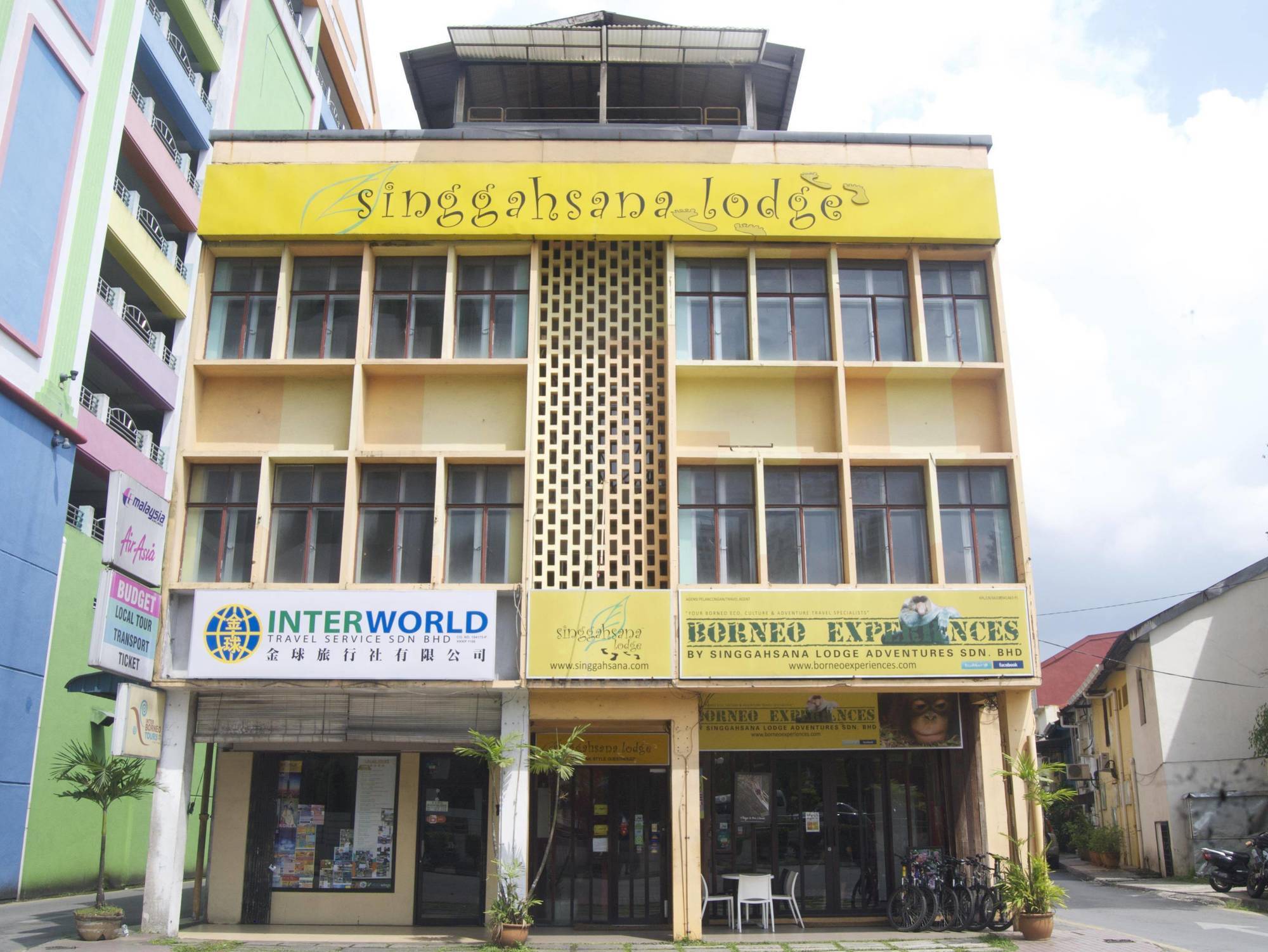 Singgahsana Lodge Kuching Exterior foto